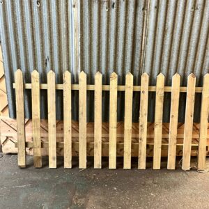 Picket Fence - 90cm height 1.83 wide (3ft height)