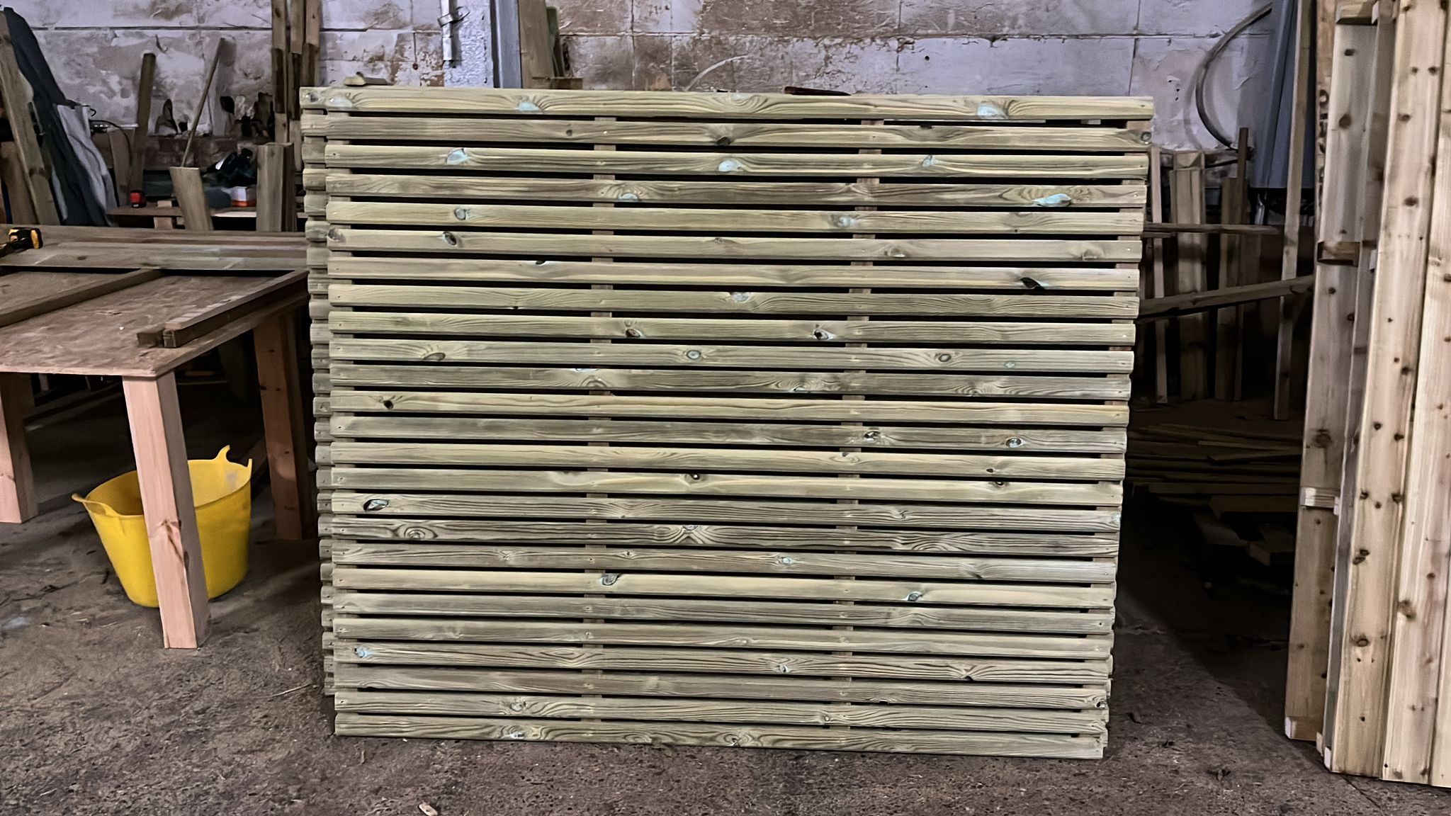 Slatted panels 6x6 183cm wide x183cm height